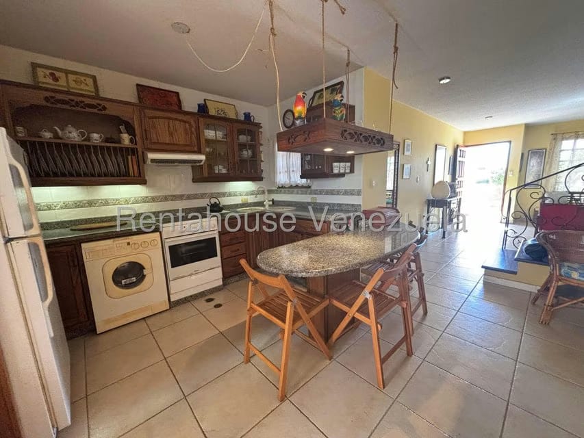 Casa (Duplex) en Venta en Guacuco, Nueva Esparta - 24