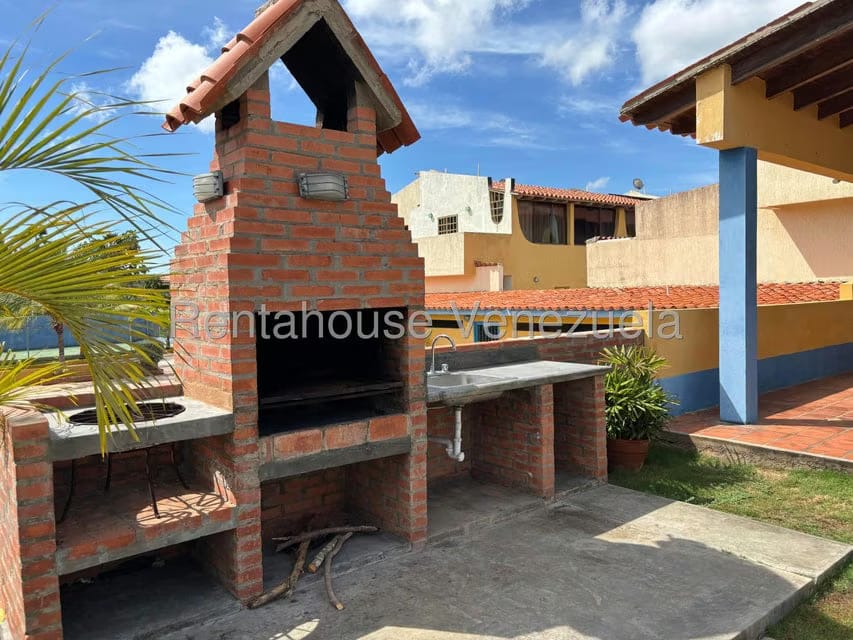 Casa (Duplex) en Venta en Guacuco, Nueva Esparta - 4