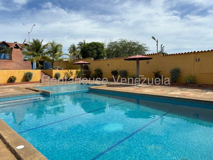 Casa (Duplex) en Venta en Guacuco, Nueva Esparta - 31