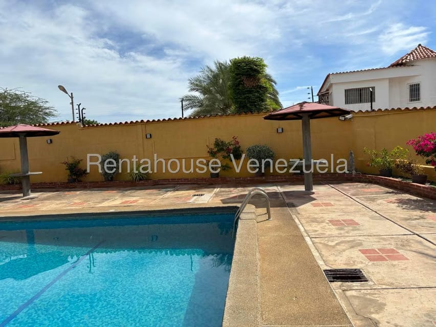 Casa (Duplex) en Venta en Guacuco, Nueva Esparta - 32