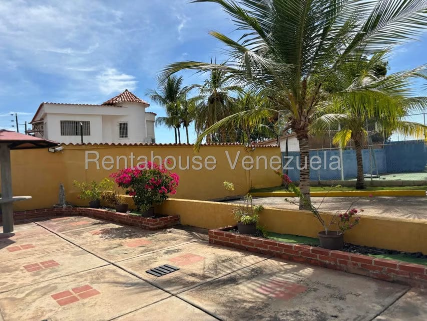 Casa (Duplex) en Venta en Guacuco, Nueva Esparta - 33