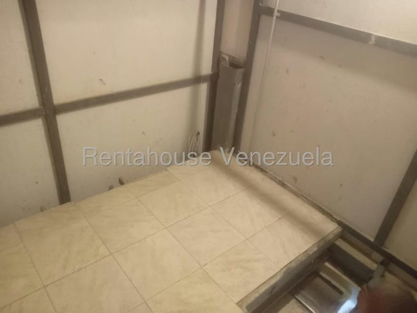Comercial (Local Comercial) en Alquiler en Morro II, Carabobo - 7