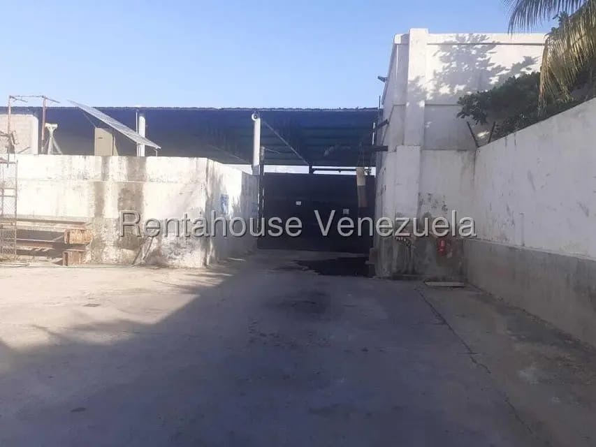 Comercial (Galpon - Deposito) en Venta en El Perú-San Francisco, Zulia - 5