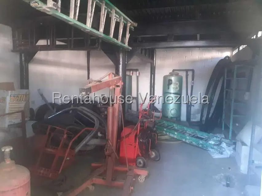 Comercial (Galpon - Deposito) en Venta en El Perú-San Francisco, Zulia - 9