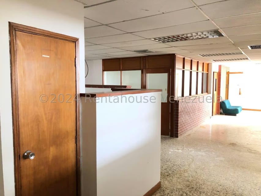 Comercial (Oficina) en Alquiler en El Milagro, Zulia - 7