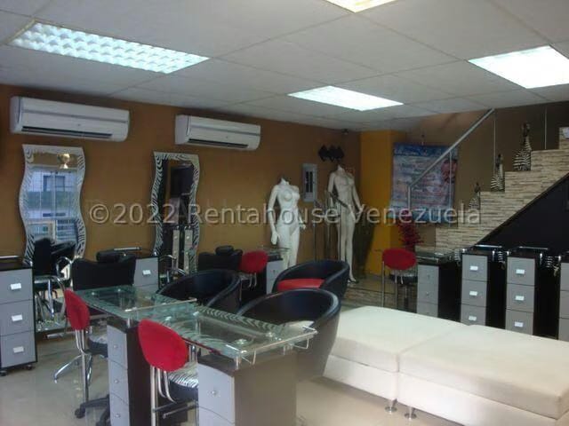 Comercial (Local Comercial) en Venta en Camoruco, Carabobo - 2