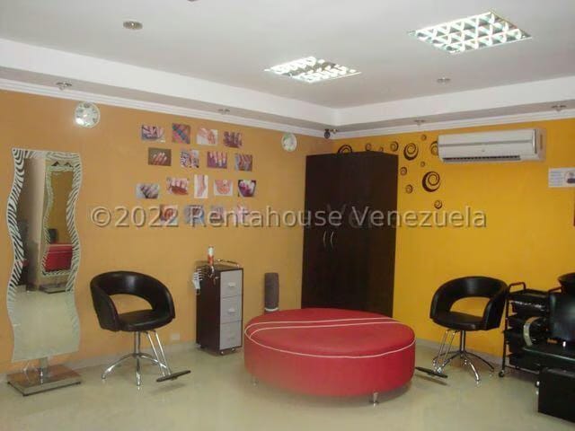 Comercial (Local Comercial) en Venta en Camoruco, Carabobo - 16