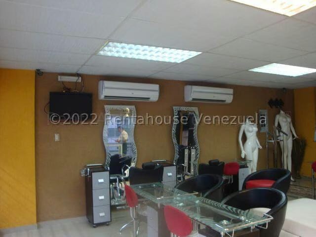 Comercial (Local Comercial) en Venta en Camoruco, Carabobo - 3