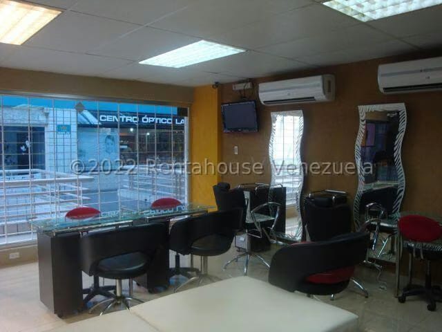 Comercial (Local Comercial) en Venta en Camoruco, Carabobo - 4
