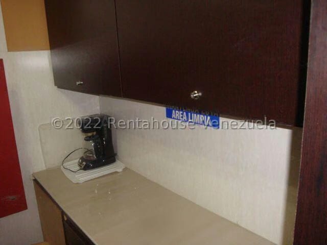 Comercial (Local Comercial) en Venta en Camoruco, Carabobo - 6