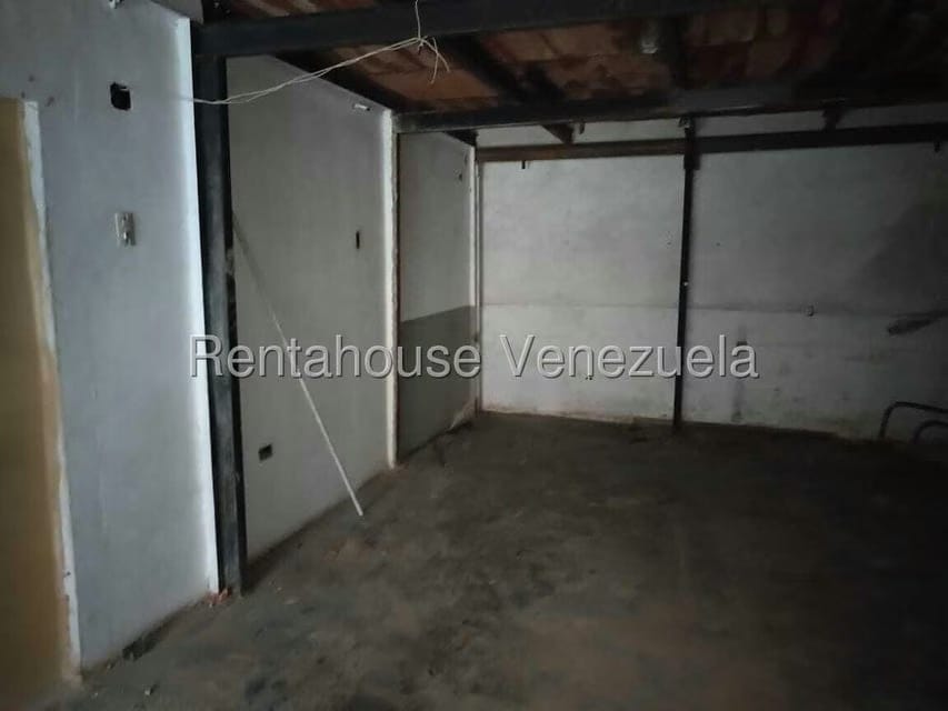 Comercial (Local Comercial) en Alquiler en Avenida Cedeno, Carabobo - 3