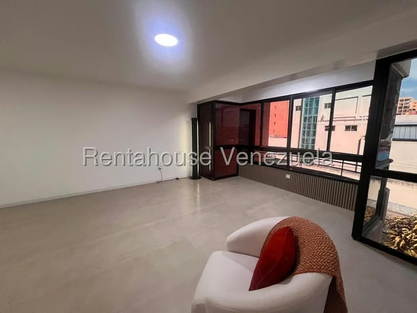 Apartamento (1 Nivel) en Venta en Nueva Segovia, Lara - 4