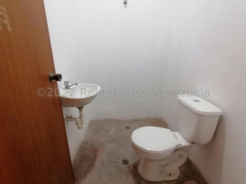 Comercial (Local Comercial) en Alquiler en Nueva Segovia, Lara - 11