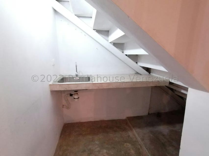Comercial (Local Comercial) en Alquiler en Nueva Segovia, Lara - 16