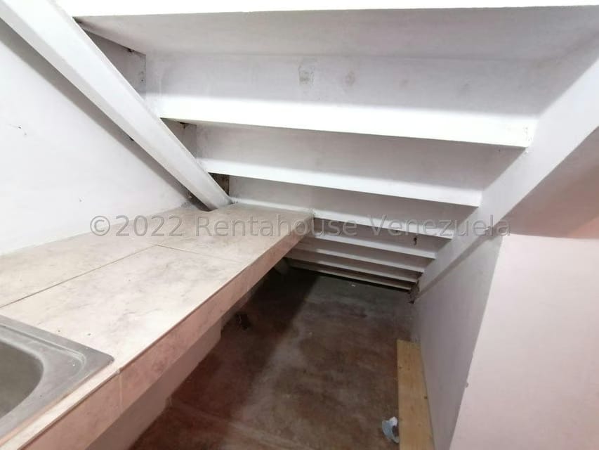 Comercial (Local Comercial) en Alquiler en Nueva Segovia, Lara - 18
