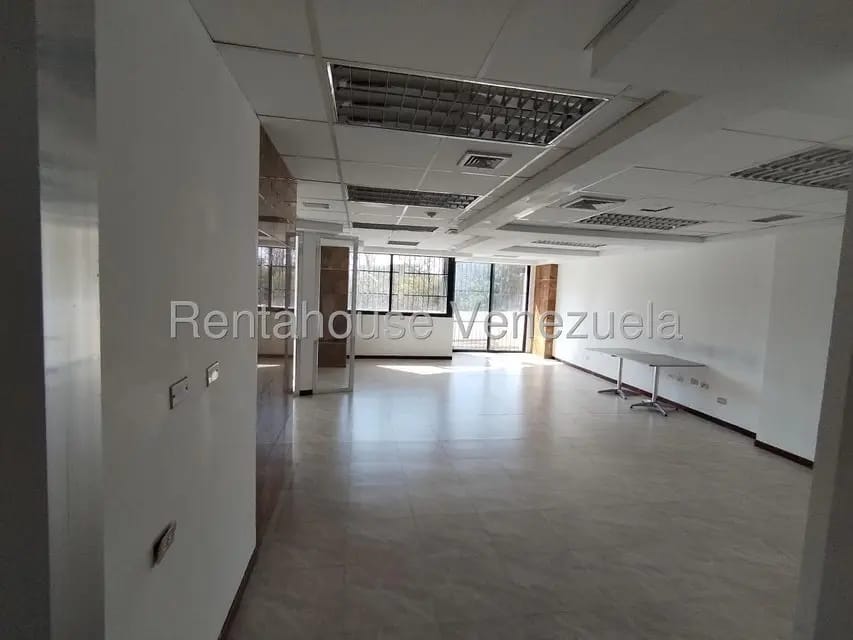 Comercial (Local Comercial) en Venta en Kerdell, Carabobo - 3