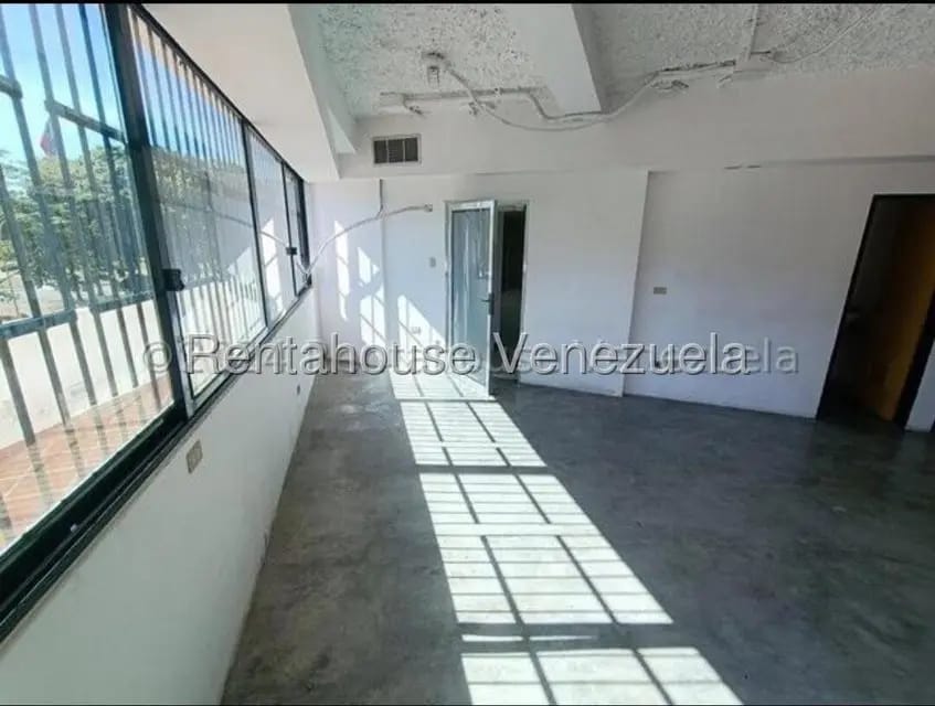Comercial (Local Comercial) en Venta en Kerdell, Carabobo - 26
