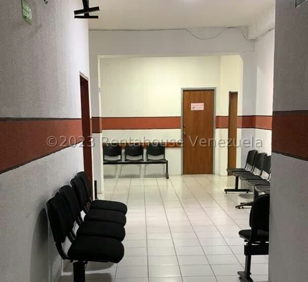 Comercial (Edificio) en Venta en Centro, Anzoategui - 2