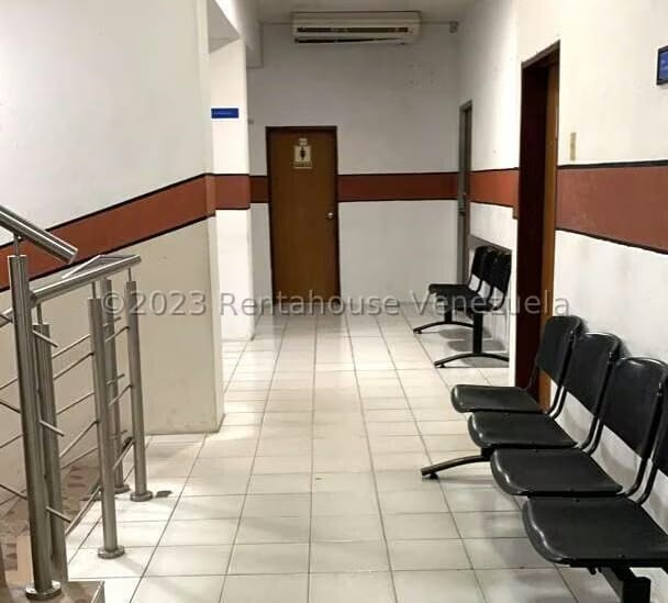Comercial (Edificio) en Venta en Centro, Anzoategui - 11