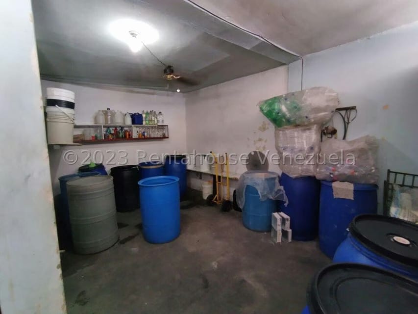 Comercial (Local Comercial) en Venta en Centro, Aragua - 11