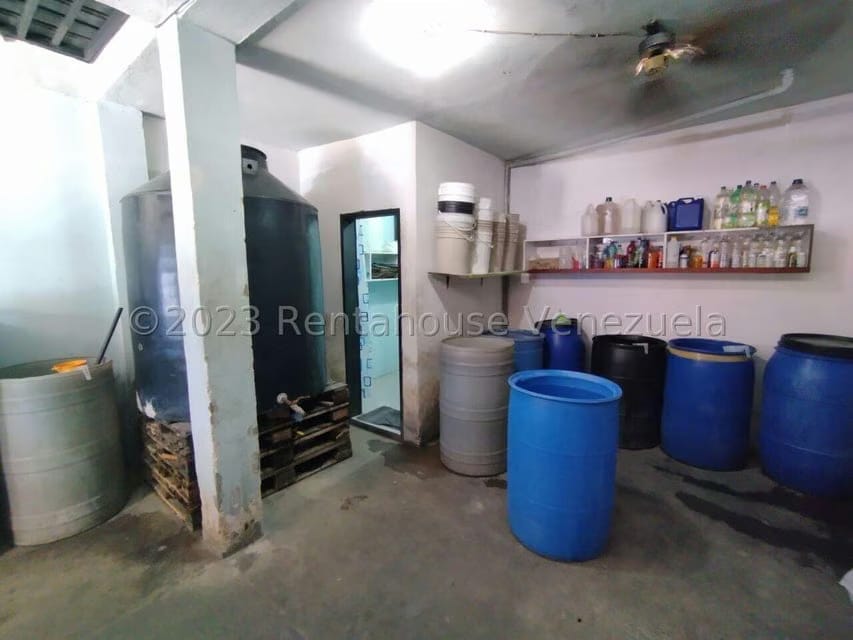 Comercial (Local Comercial) en Venta en Centro, Aragua - 12