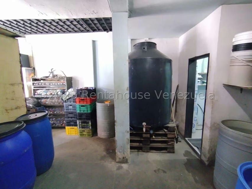 Comercial (Local Comercial) en Venta en Centro, Aragua - 16