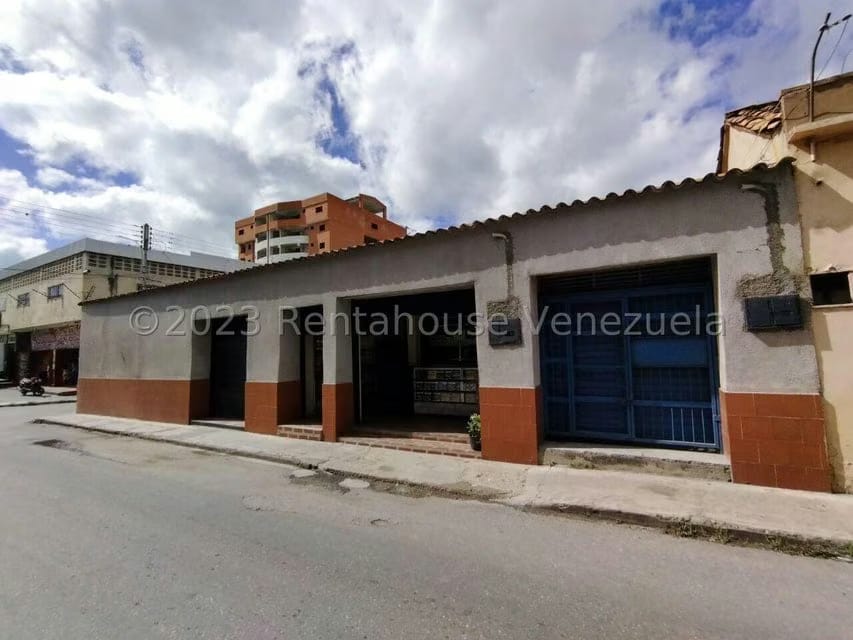 Comercial (Local Comercial) en Venta en Centro, Aragua - 3