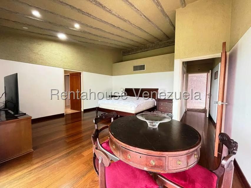 Apartamento (1 Nivel) en Venta en Oripoto, Distrito Metropolitano - 14