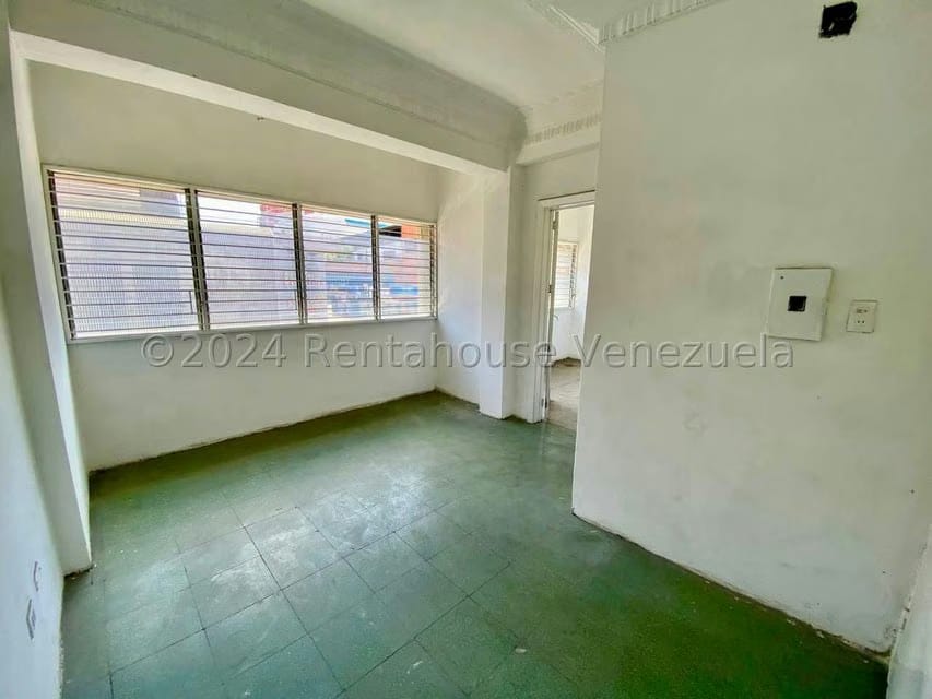 Comercial (Oficina) en Alquiler en Centro, Lara - 3