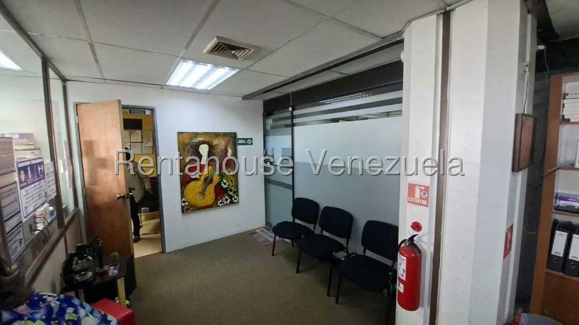 Comercial (Oficina) en Alquiler en Prados del Este, Distrito Metropolitano - 3