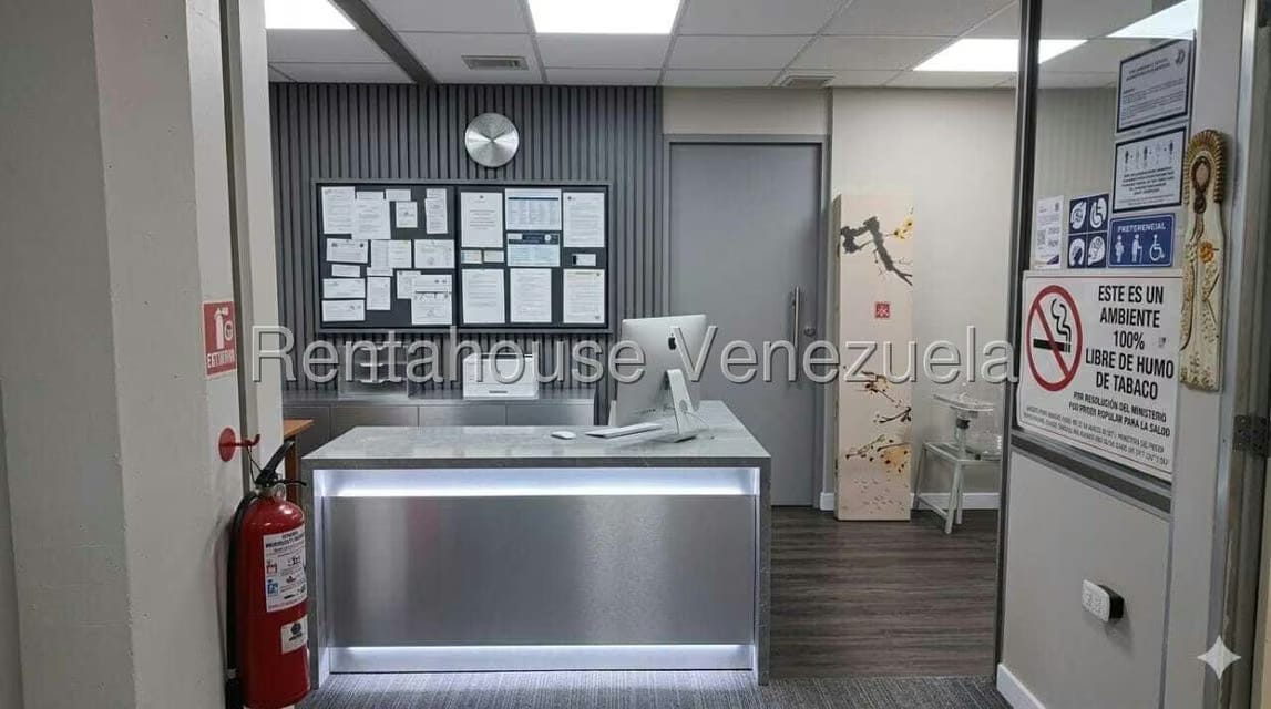 Comercial (Oficina) en Alquiler en Prados del Este, Distrito Metropolitano - 9