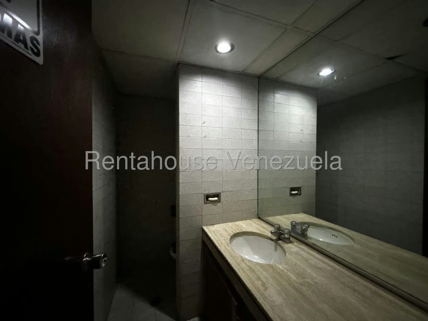 Comercial (Oficina) en Venta en El Recreo, Distrito Metropolitano - 11