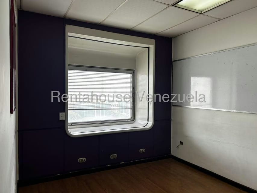 Comercial (Oficina) en Venta en El Recreo, Distrito Metropolitano - 7