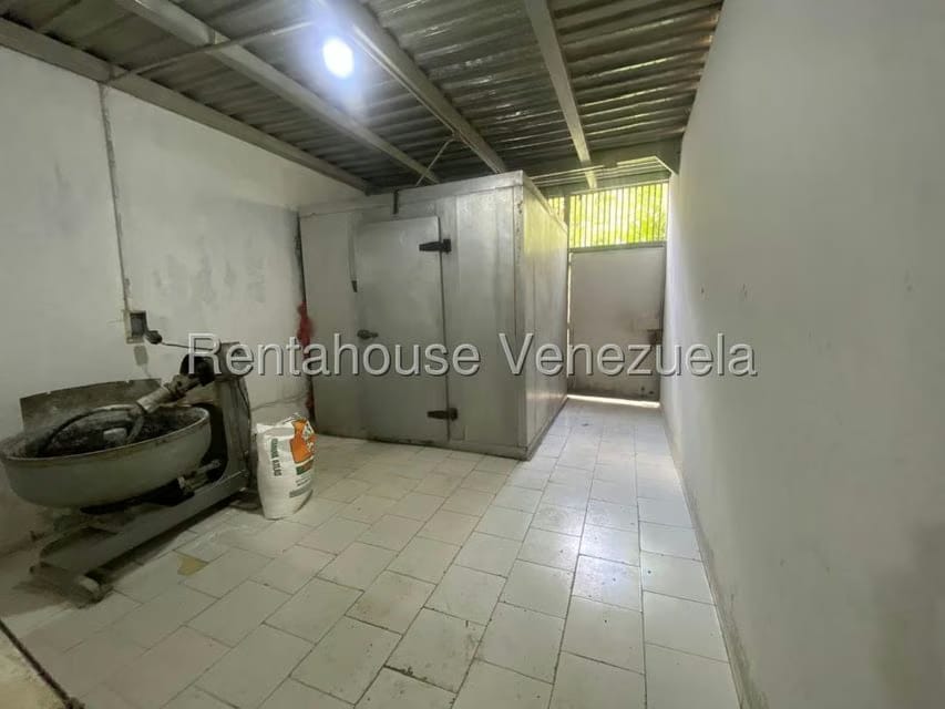 Comercial (Local Comercial) en Venta en Centro, Lara - 24