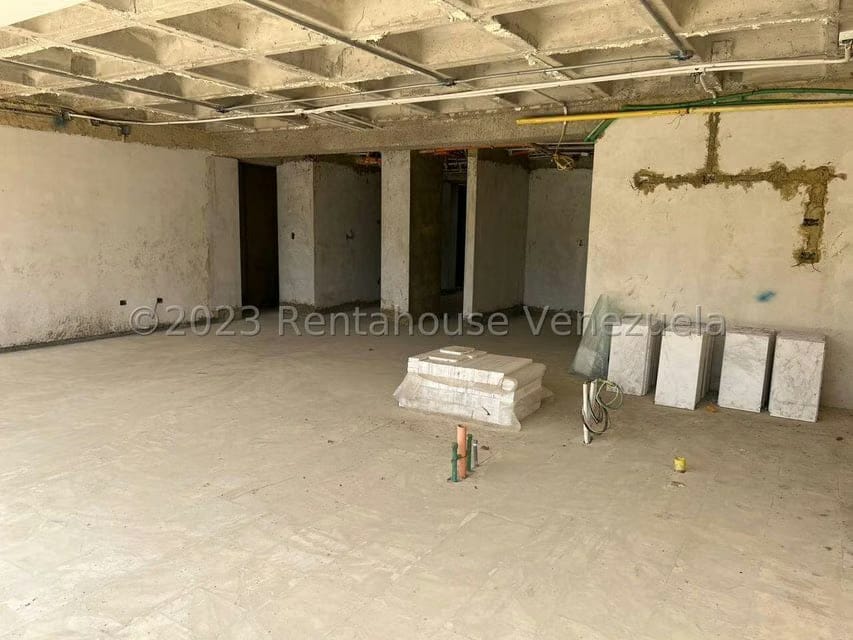 Apartamento (Planta Baja) en Venta en Alto Hatillo, Distrito Metropolitano - 11