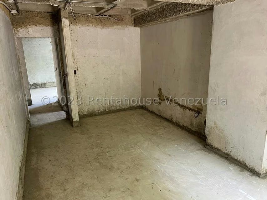 Apartamento (Planta Baja) en Venta en Alto Hatillo, Distrito Metropolitano - 23