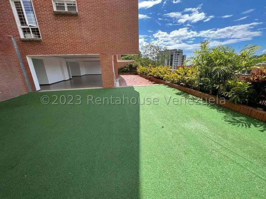 Apartamento (Planta Baja) en Venta en Alto Hatillo, Distrito Metropolitano - 37