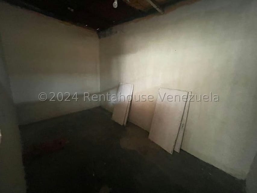 Comercial (Local Comercial) en Venta en El Ingenio, Miranda - 15