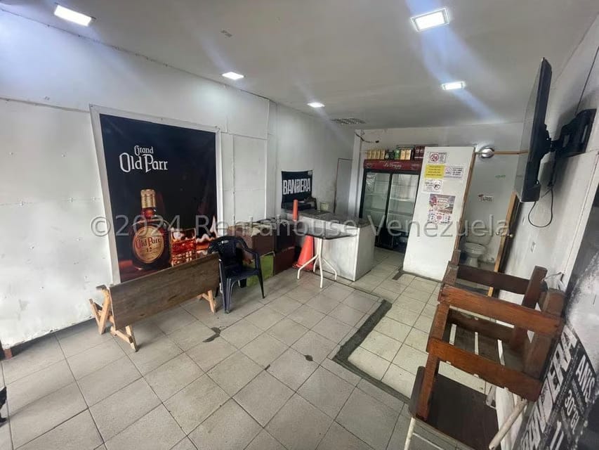 Comercial (Local Comercial) en Venta en El Ingenio, Miranda - 9