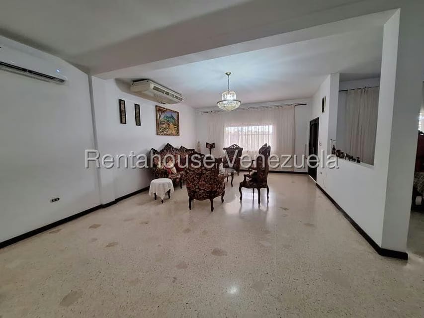 Casa (Multipes Niveles) en Venta en Buenos Aires, Merida - 16