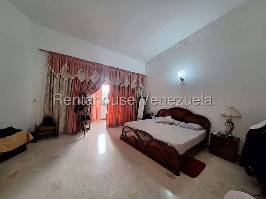 Casa (Multipes Niveles) en Venta en Buenos Aires, Merida - 26