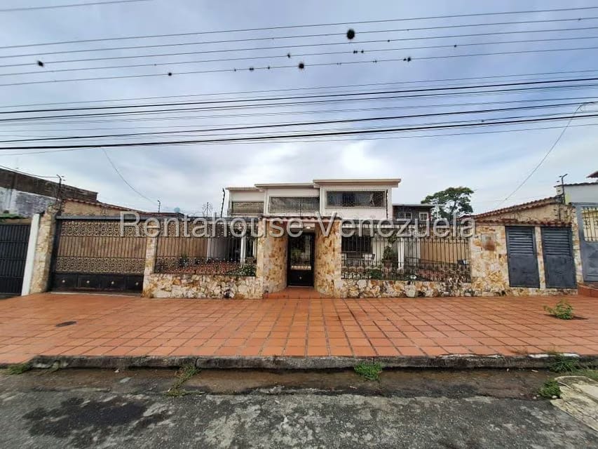 Casa (Multipes Niveles) en Venta en Buenos Aires, Merida - 5