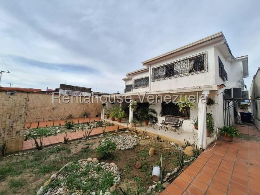 Casa (Multipes Niveles) en Venta en Buenos Aires, Merida - 9