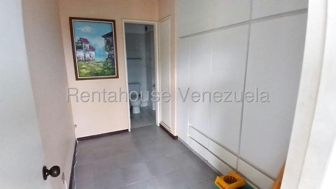 Apartamento (1 Nivel) en Venta en Sorocaima, Distrito Metropolitano - 11