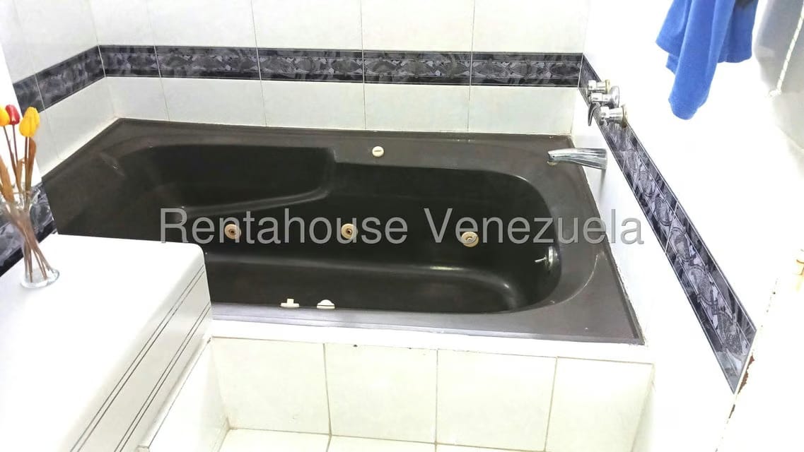 Apartamento (1 Nivel) en Venta en Sorocaima, Distrito Metropolitano - 16