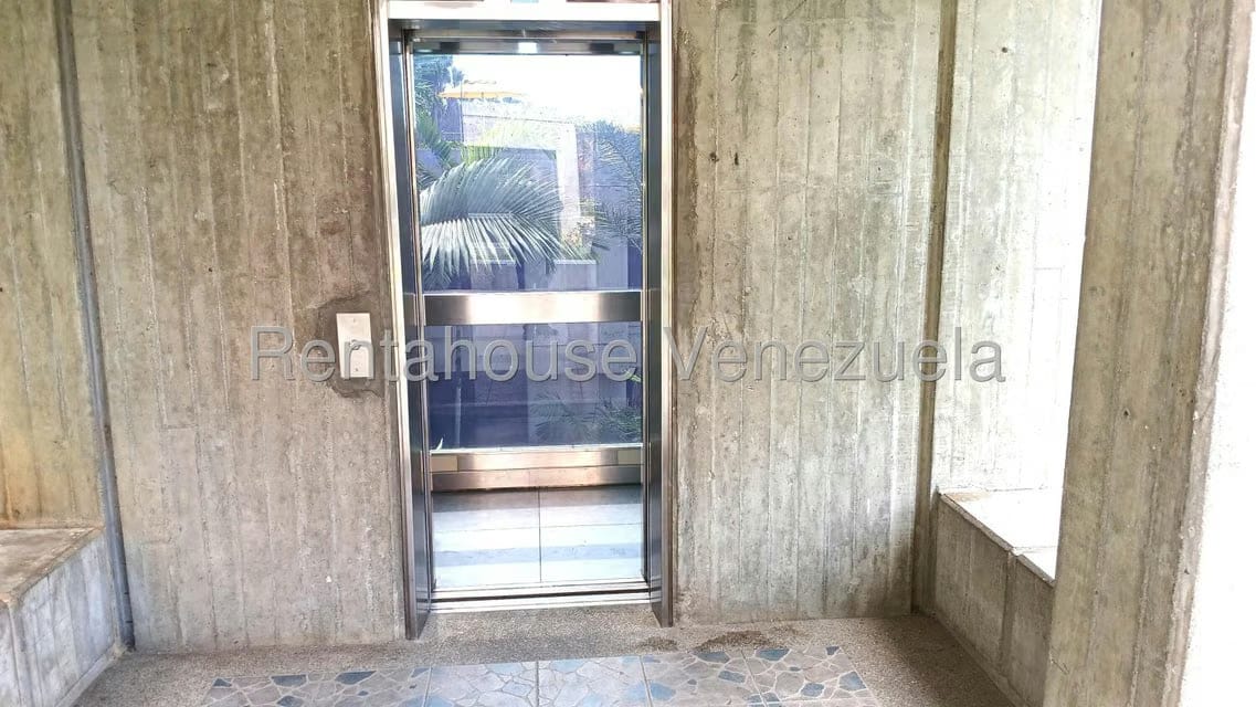 Apartamento (1 Nivel) en Venta en Sorocaima, Distrito Metropolitano - 30