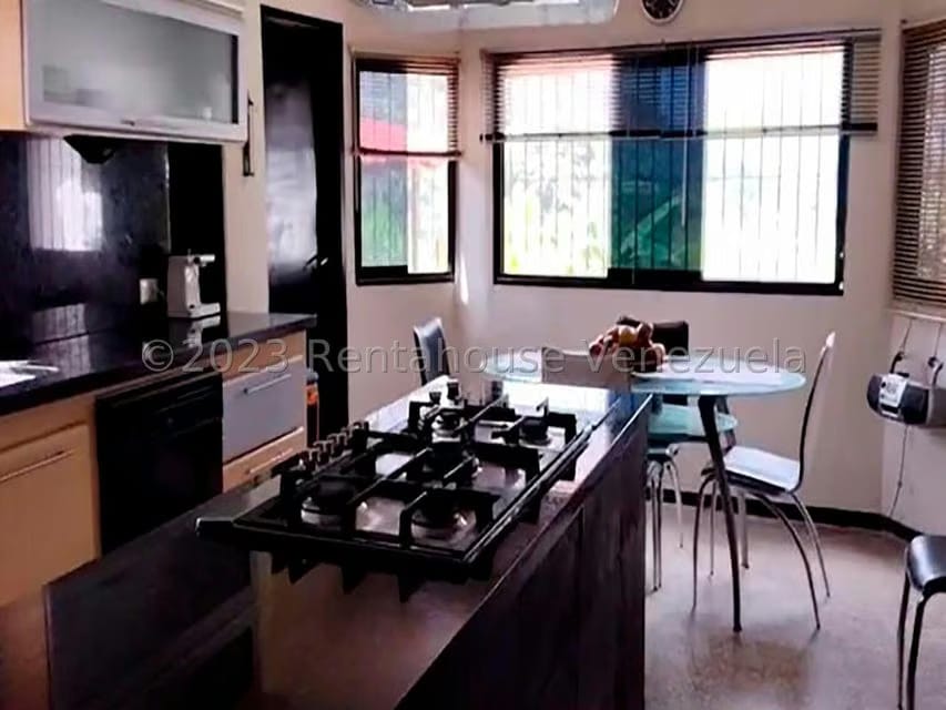 Casa (Contemporaneo) en Venta en Karimao Country, Distrito Metropolitano - 12