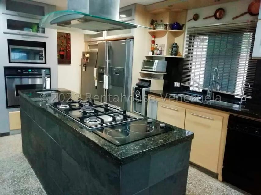 Casa (Contemporaneo) en Venta en Karimao Country, Distrito Metropolitano - 16