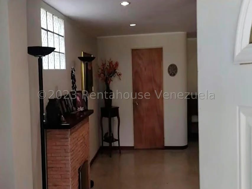 Casa (Contemporaneo) en Venta en Karimao Country, Distrito Metropolitano - 4