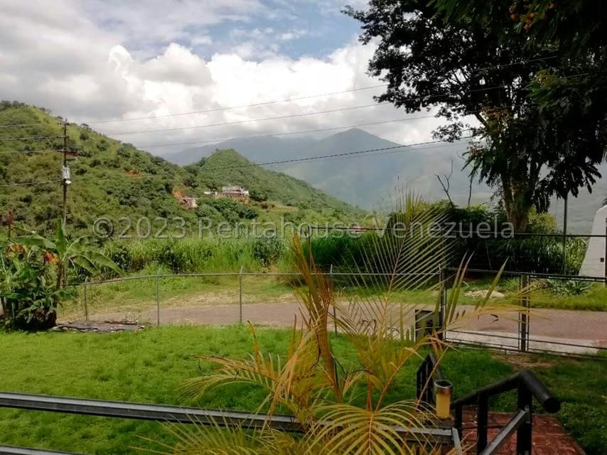 Casa (Contemporaneo) en Venta en Karimao Country, Distrito Metropolitano - 32